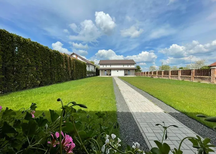 Bia Twin House