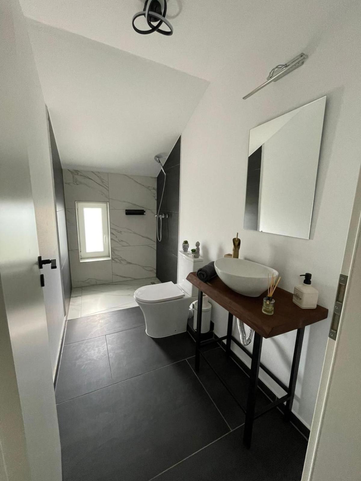 Bia Twin House *