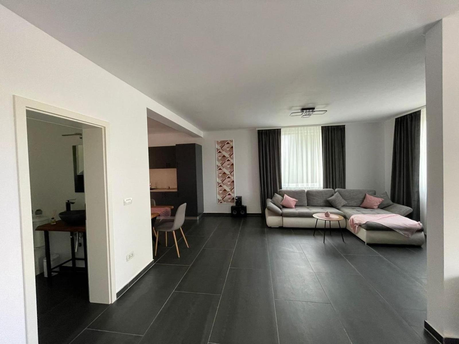 Holiday home Bia Twin House Arad